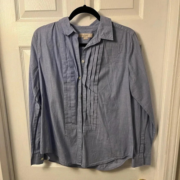 Women’s Loft Button Down Shirt Size Medium - Picture 1 of 8